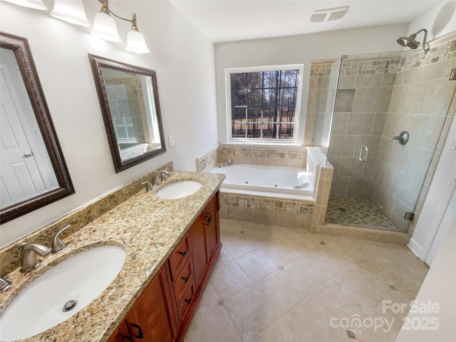 12025 Willingdon Rd Huntersville, NC 28078