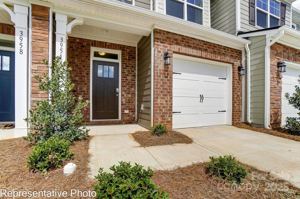 4242 Black Ct Harrisburg, NC 28075