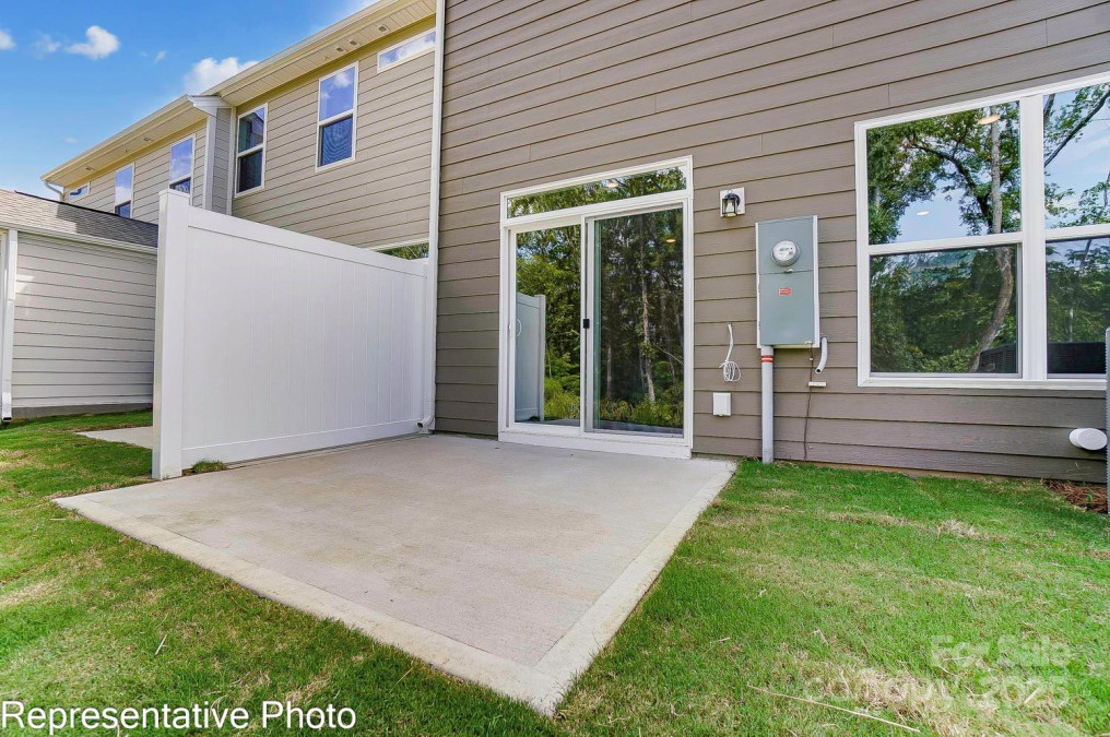 4242 Black Ct Harrisburg, NC 28075