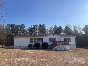 107 Gloria Trl Columbia, SC 29203