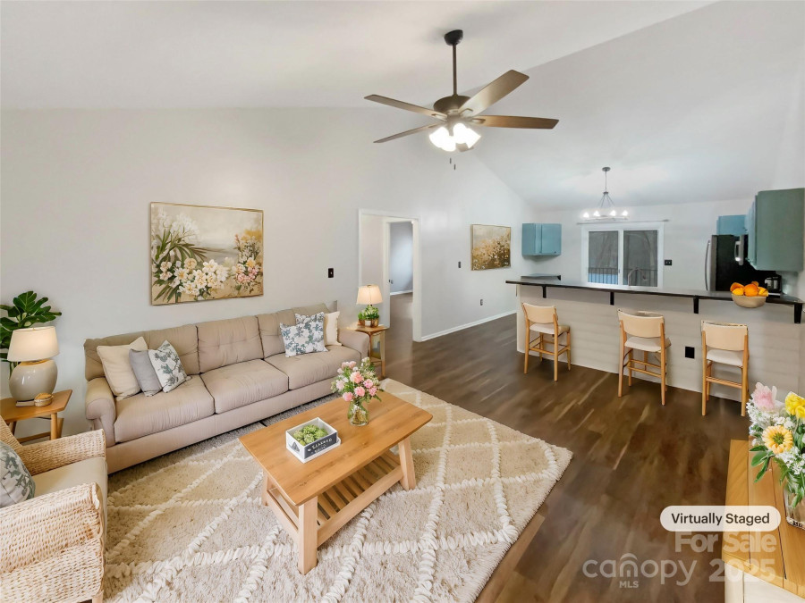 121 Purple Finch Ln Mooresville, NC 28117