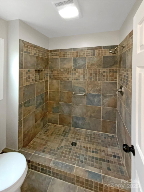 121 Purple Finch Ln Mooresville, NC 28117