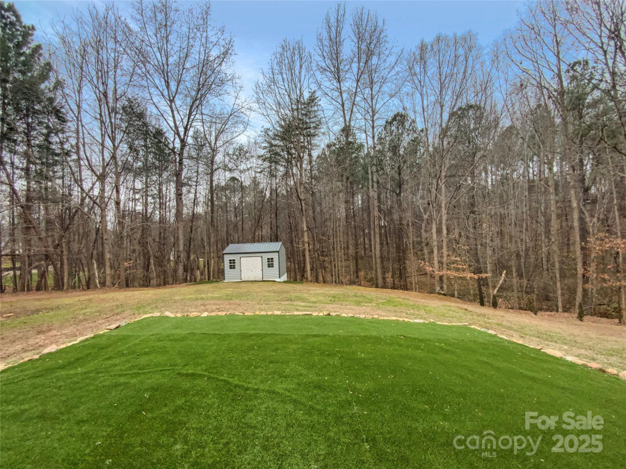 121 Purple Finch Ln Mooresville, NC 28117