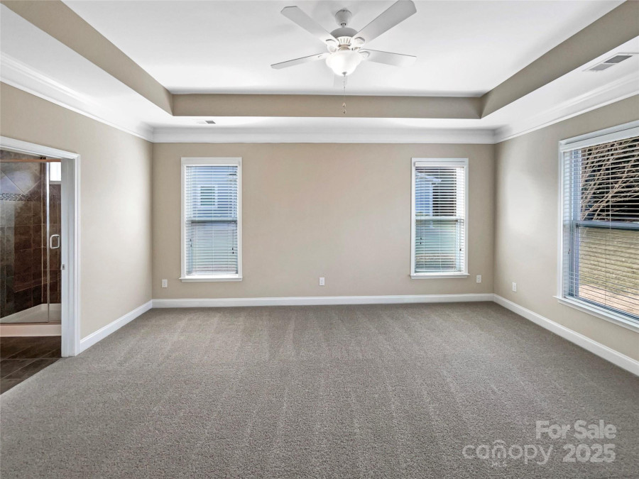 8804 Artesa Mill Ln Charlotte, NC 28214