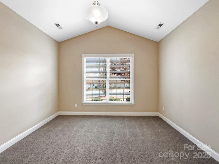 8804 Artesa Mill Ln Charlotte, NC 28214
