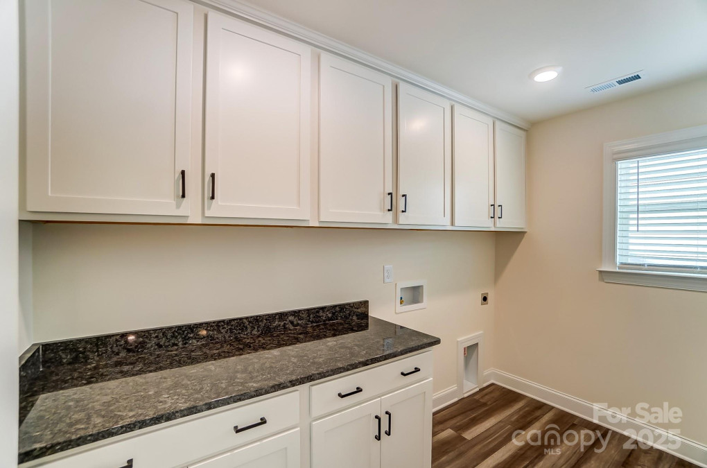 108 Ellsworth Rd Mooresville, NC 28115