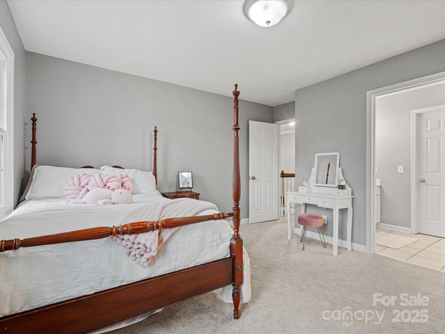 9743 Aegean Ct Huntersville, NC 28078