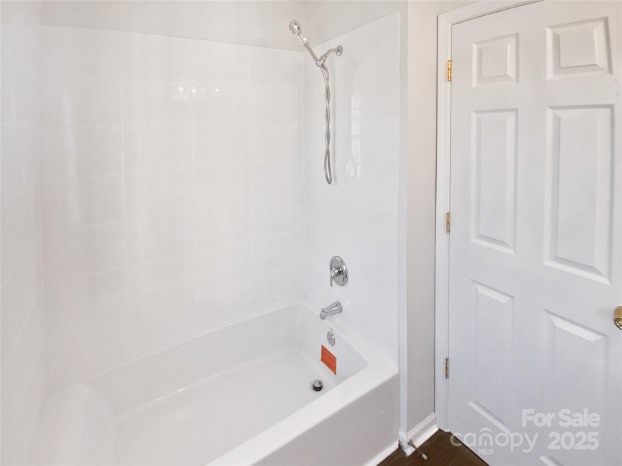 3161 Glen Robin Ct Charlotte, NC 28205