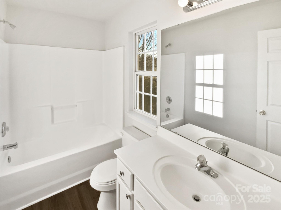 3161 Glen Robin Ct Charlotte, NC 28205