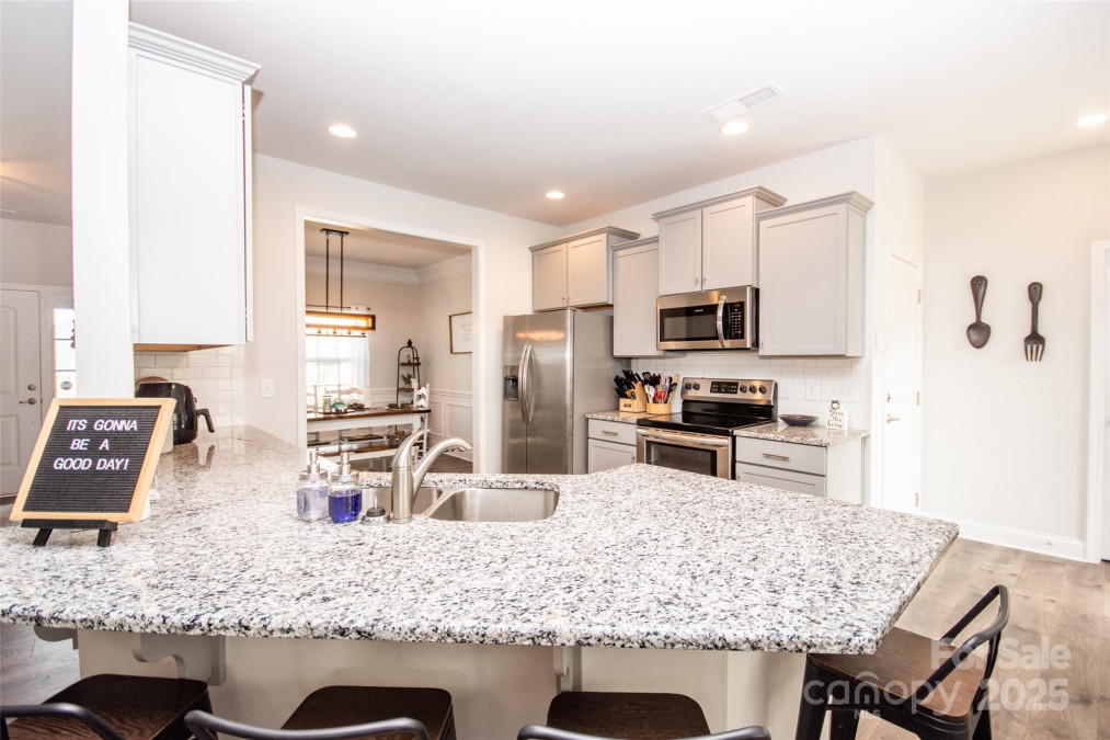 137 Tenth Green Ct Statesville, NC 28677