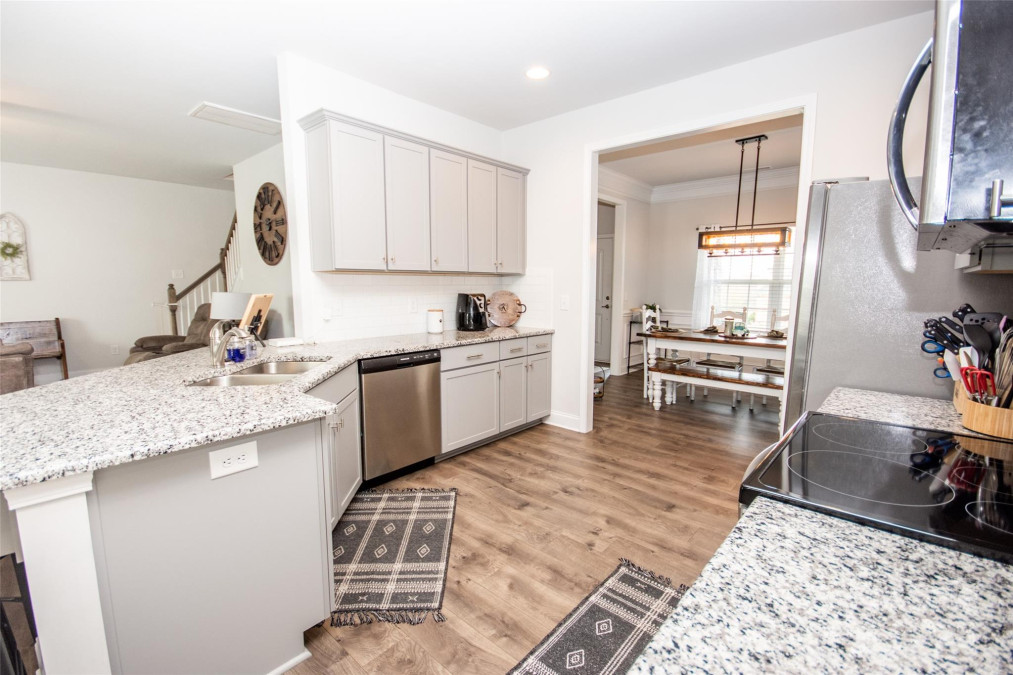 137 Tenth Green Ct Statesville, NC 28677