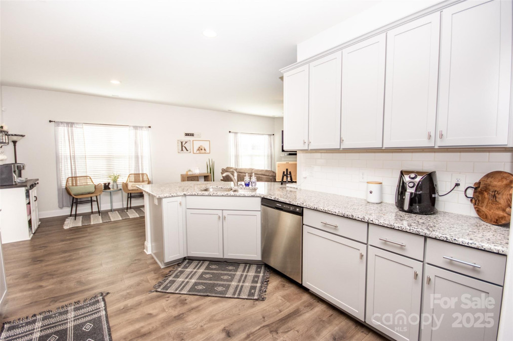 137 Tenth Green Ct Statesville, NC 28677