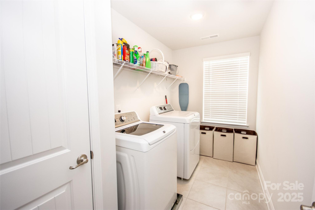 137 Tenth Green Ct Statesville, NC 28677