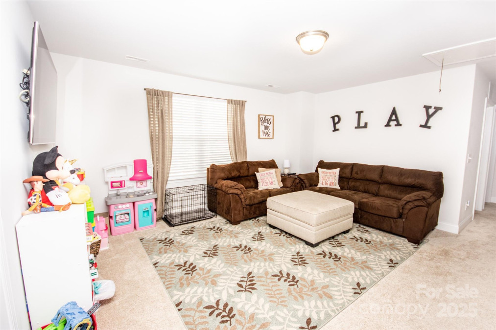 137 Tenth Green Ct Statesville, NC 28677