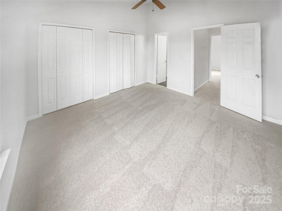 16837 Greenlawn Hills Ct Charlotte, NC 28213