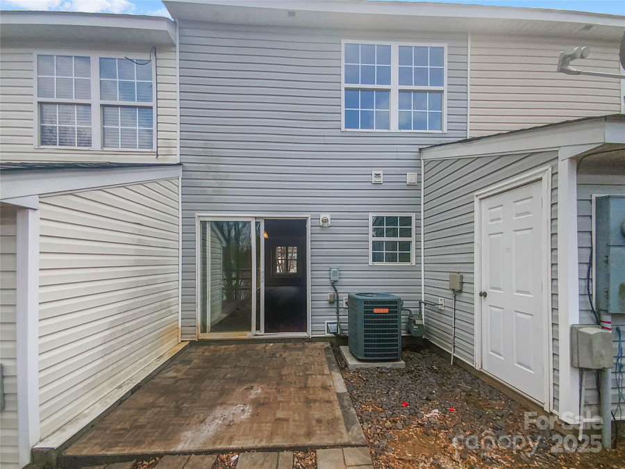 16837 Greenlawn Hills Ct Charlotte, NC 28213