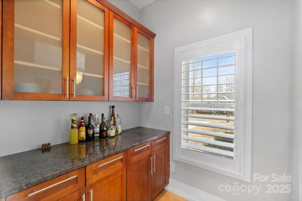 4915 Ardenwoods Dr Charlotte, NC 28215