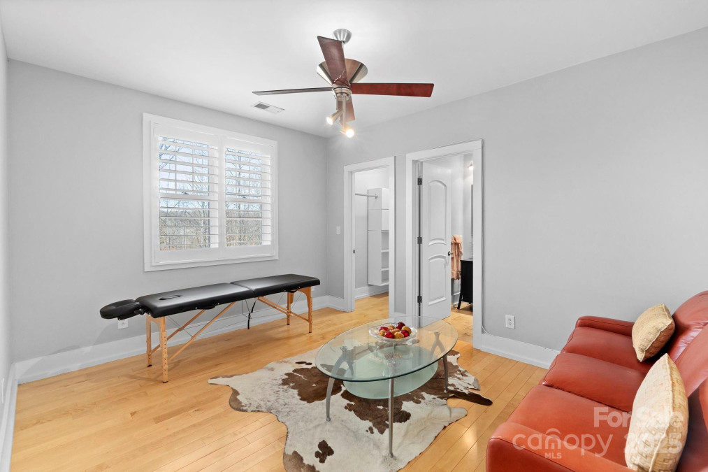 4915 Ardenwoods Dr Charlotte, NC 28215