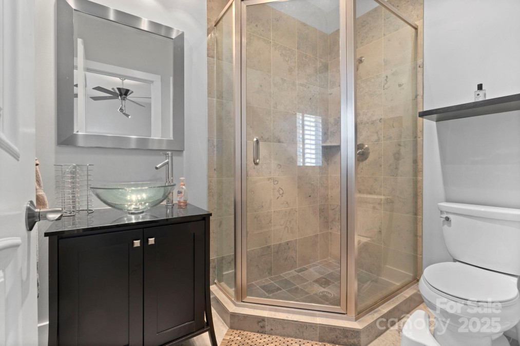 4915 Ardenwoods Dr Charlotte, NC 28215