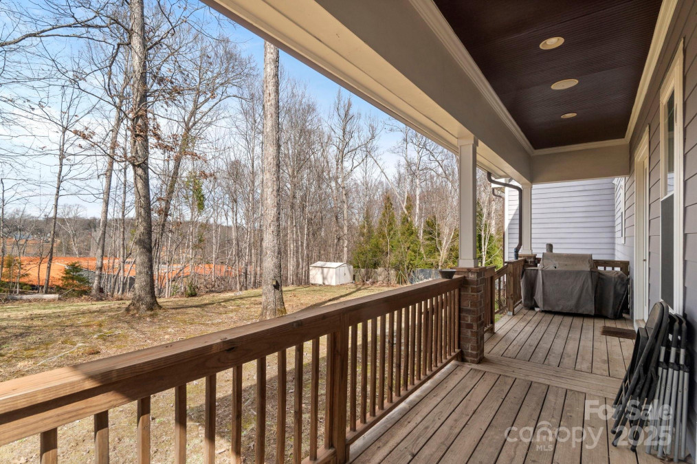 4915 Ardenwoods Dr Charlotte, NC 28215