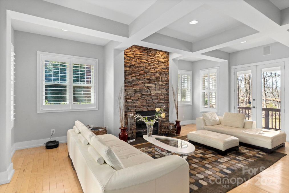 4915 Ardenwoods Dr Charlotte, NC 28215