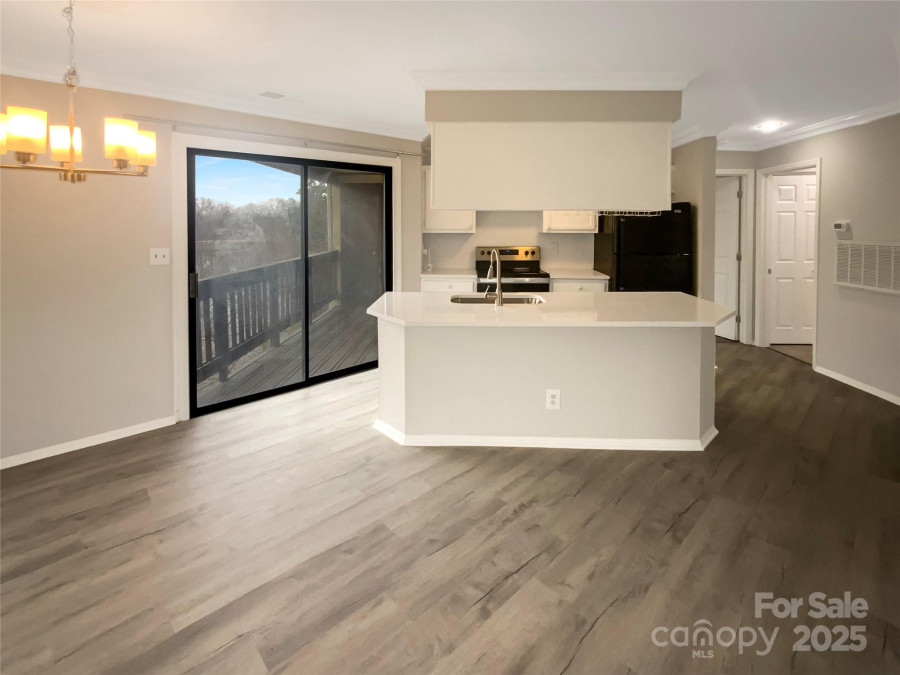 8069 Cedar Glen Dr Charlotte, NC 28212
