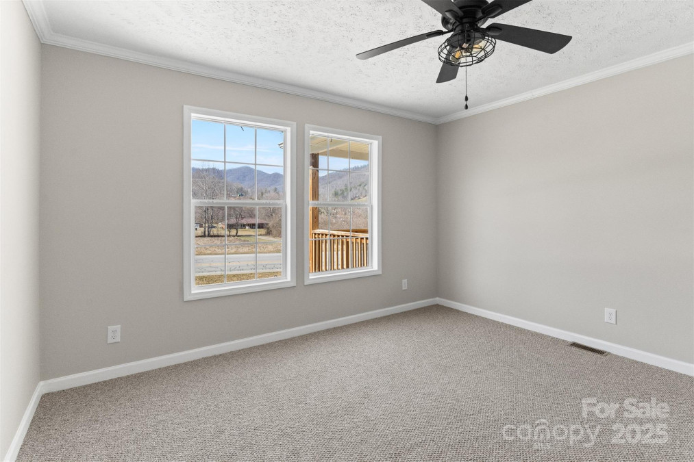 1729 Pisgah Hw Candler, NC 28715