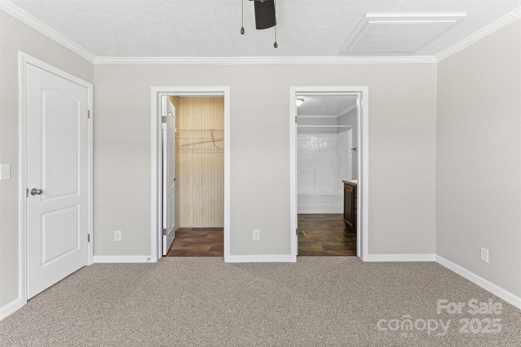 1729 Pisgah Hw Candler, NC 28715