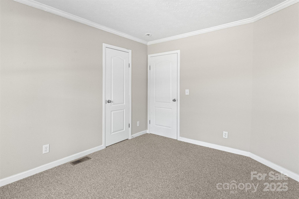 1729 Pisgah Hw Candler, NC 28715