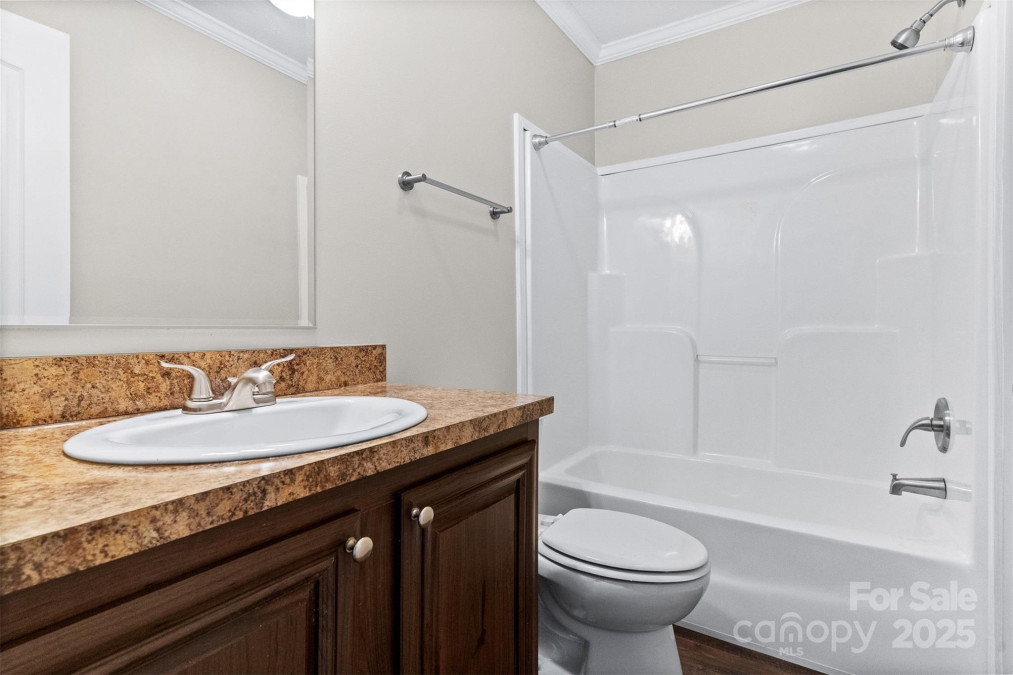 1729 Pisgah Hw Candler, NC 28715