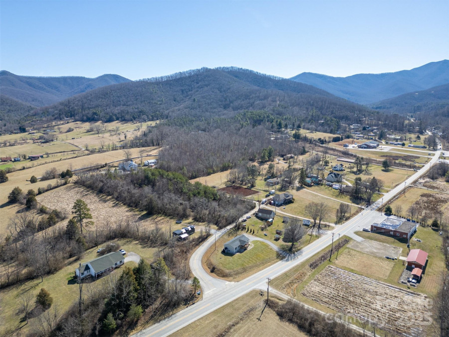 1729 Pisgah Hw Candler, NC 28715