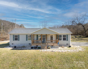 1729 Pisgah Hw Candler, NC 28715