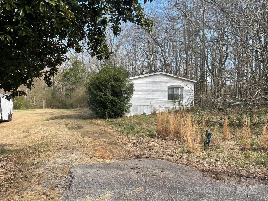 282 Dixon Rd Lancaster, SC 29720