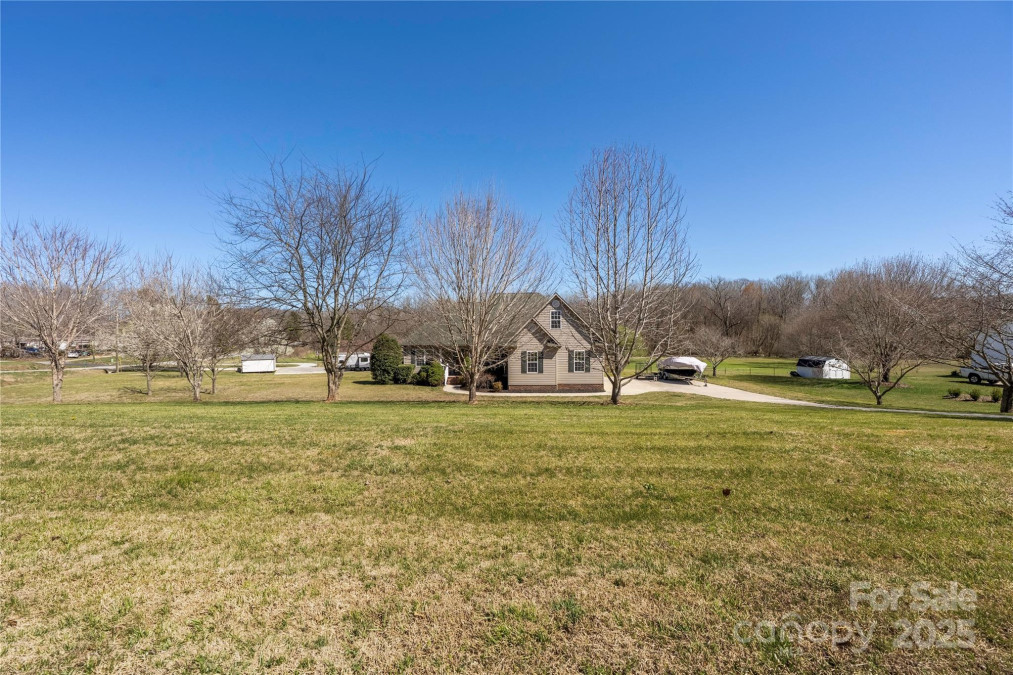 125 Round Tuit Ln Mt Ulla, NC 28125