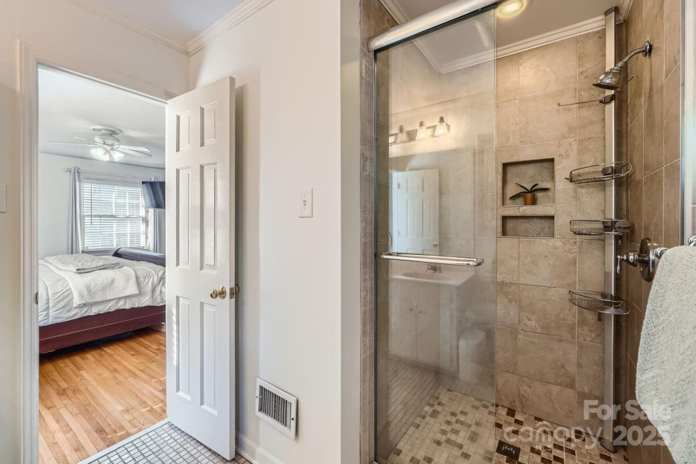 7613 Whistlestop Rd Charlotte, NC 28210
