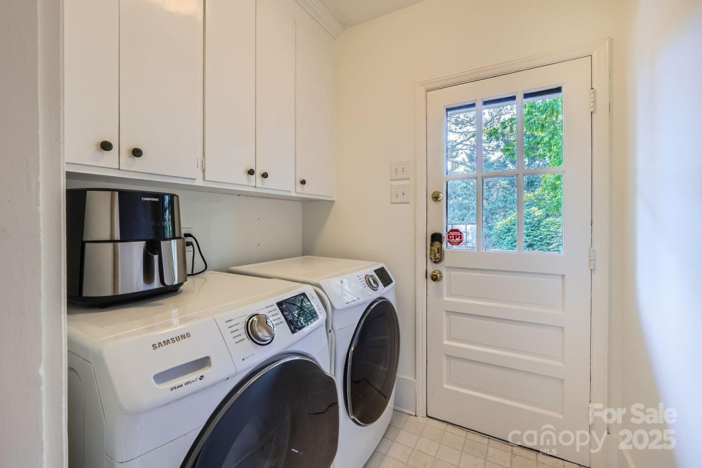 7613 Whistlestop Rd Charlotte, NC 28210