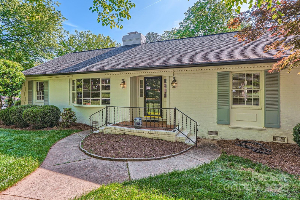 7613 Whistlestop Rd Charlotte, NC 28210