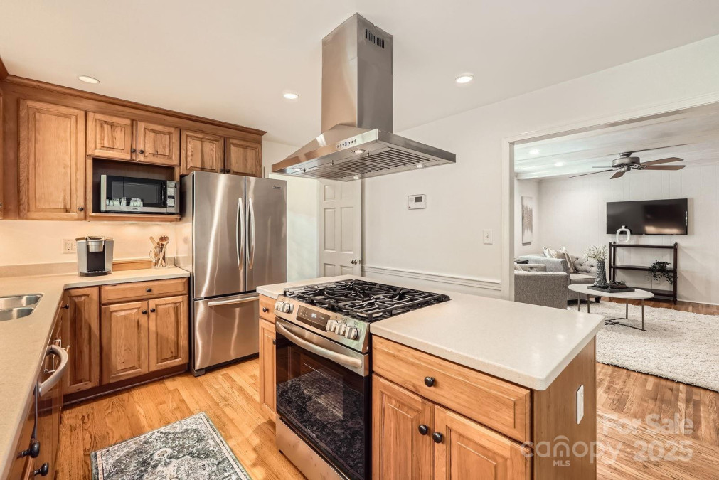 7613 Whistlestop Rd Charlotte, NC 28210