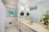 7613 Whistlestop Rd Charlotte, NC 28210