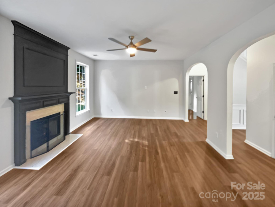 11124 Chastain Parc Dr Charlotte, NC 28216