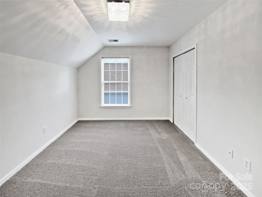 11124 Chastain Parc Dr Charlotte, NC 28216
