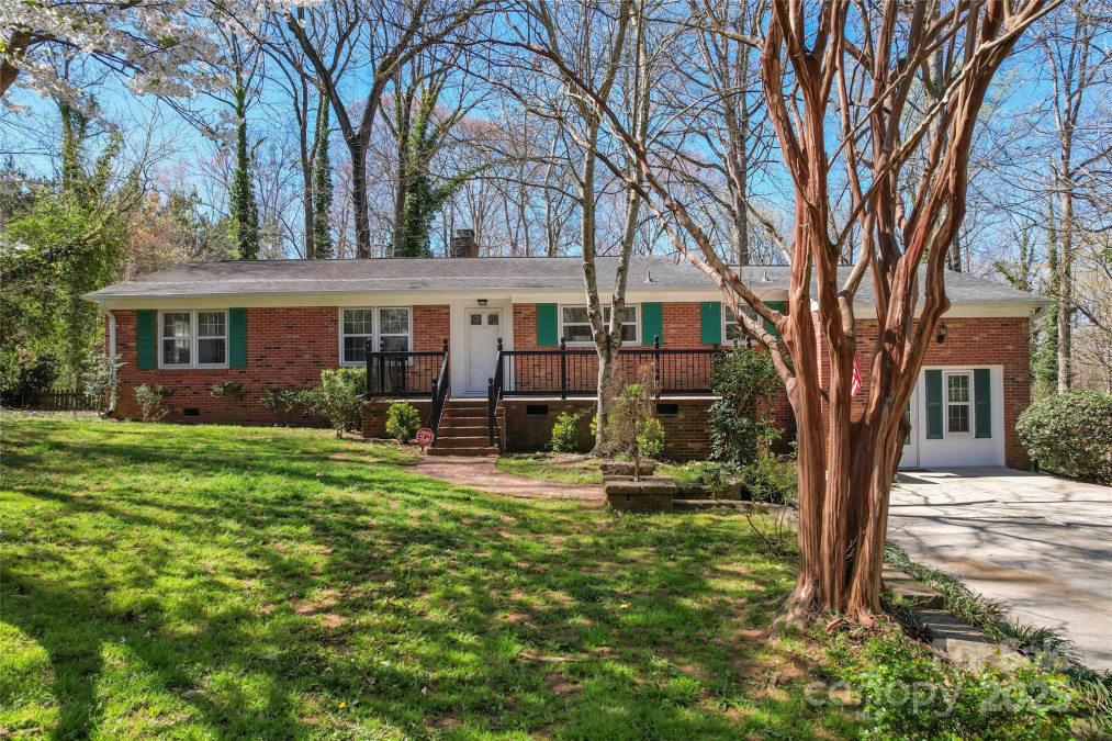8101 Kerrybrook Cir Charlotte, NC 28214