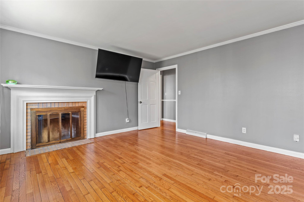 8101 Kerrybrook Cir Charlotte, NC 28214