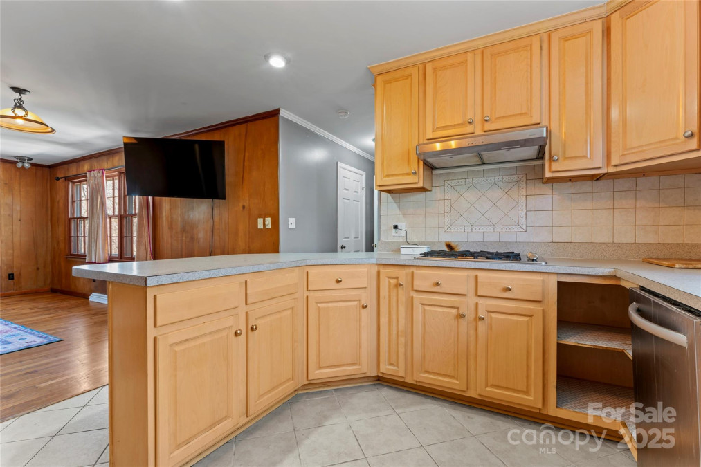 8101 Kerrybrook Cir Charlotte, NC 28214