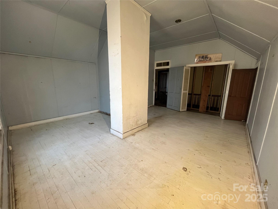 148 Center St Chester, SC 29706