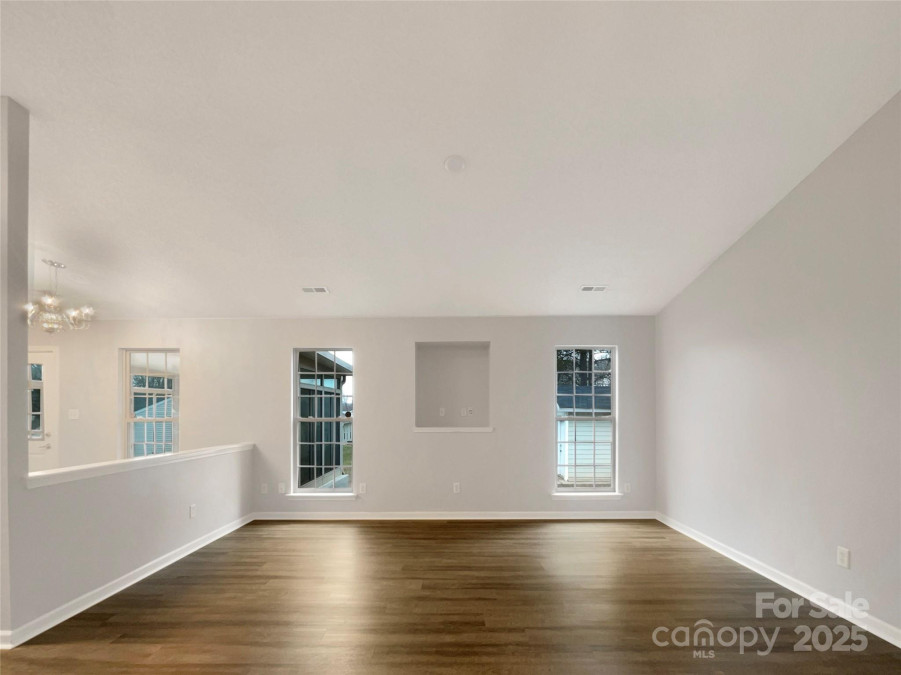7926 Sir Barton Ct Charlotte, NC 28215
