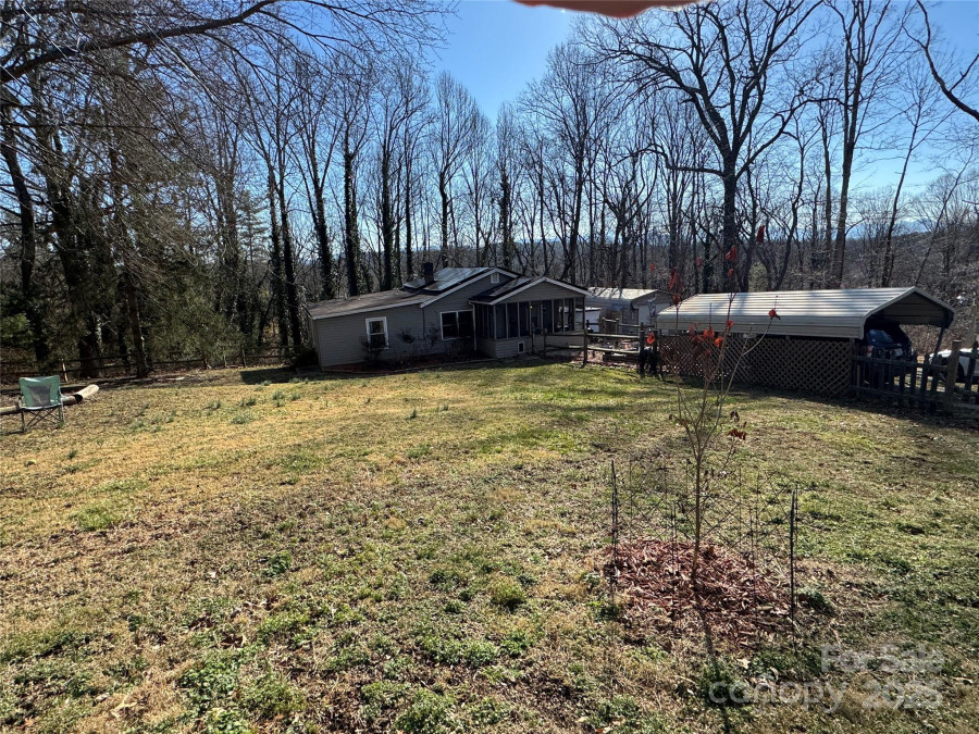 17 Jenny St Asheville, NC 28806
