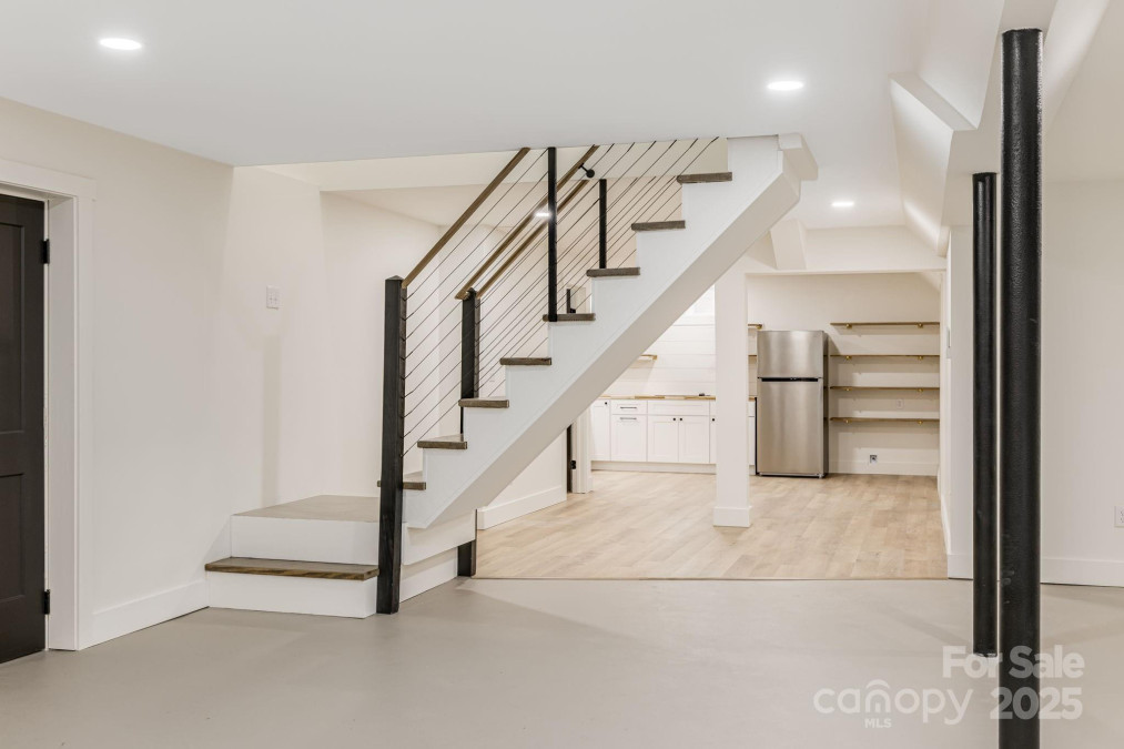 7 Angus Ln Asheville, NC 28805