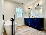 7 Angus Ln Asheville, NC 28805