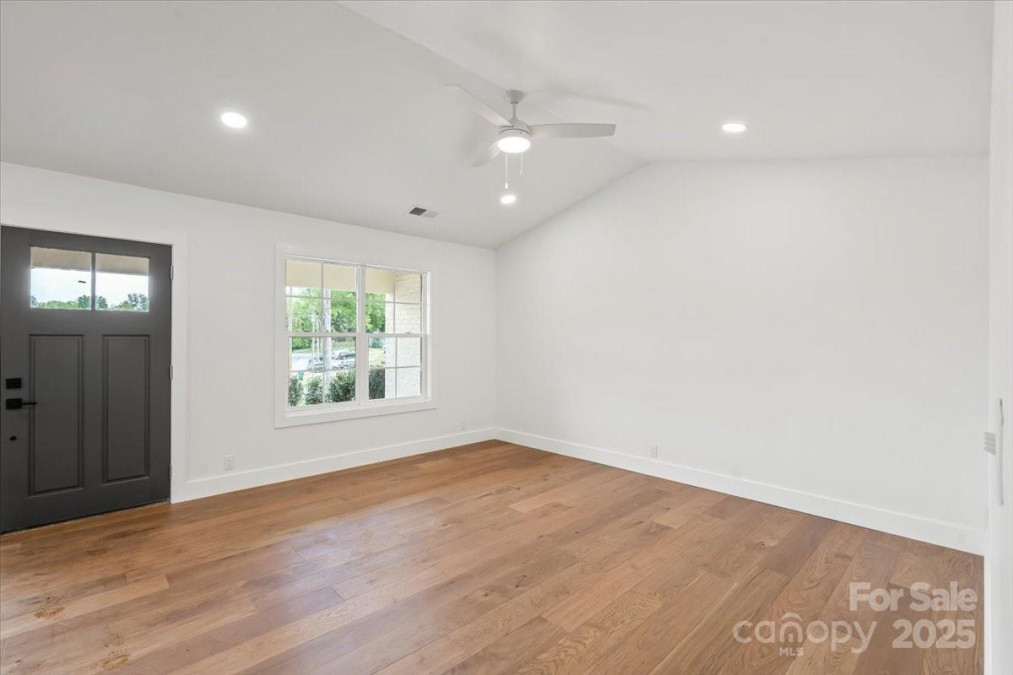 2429 Ellen Ave Charlotte, NC 28208